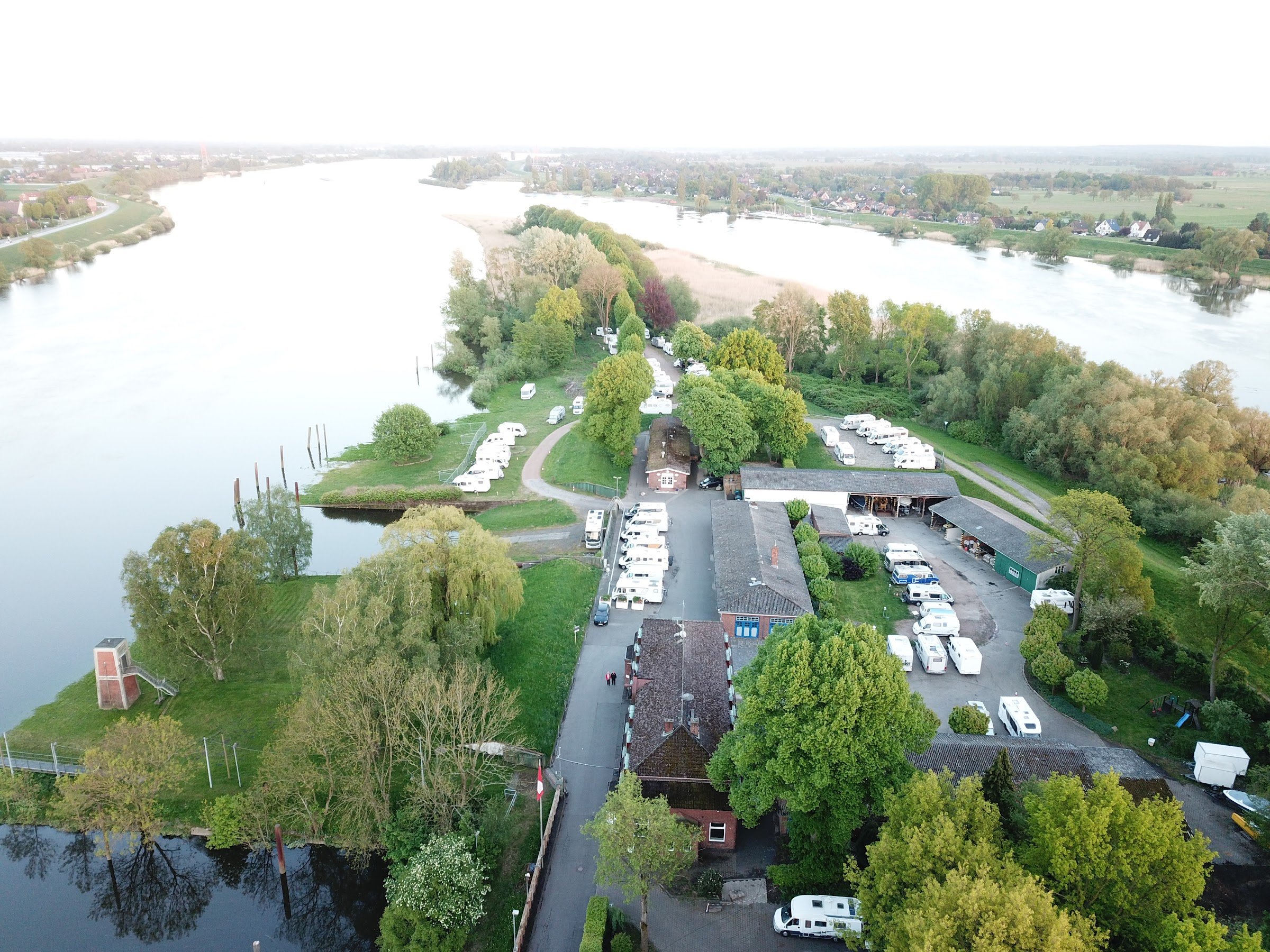 Wohnmobilstellplatz Elbepark Bunthaus (Elbepark Bunthaus)